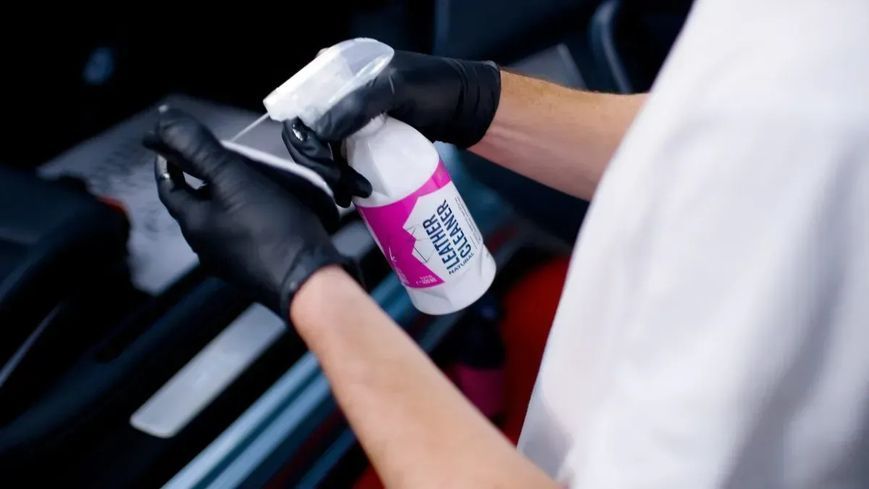 Очищувач для шкіри Gyeon Q&sup2;M LeatherCleaner Natural 500 мл 8809432677802 фото