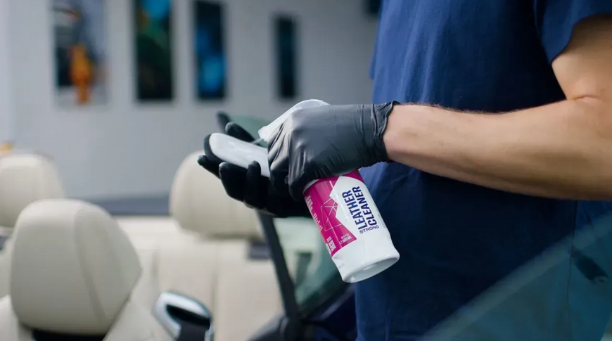Очиститель для кожи (Интенсивный) Gyeon Q&sup2;M LeatherCleaner Strong 500 мл 673309 фото